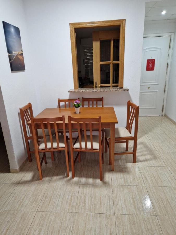 Schoene Ferienwohnung Ca. 350M Vom Strand Entfernt Orpesa Kültér fotó